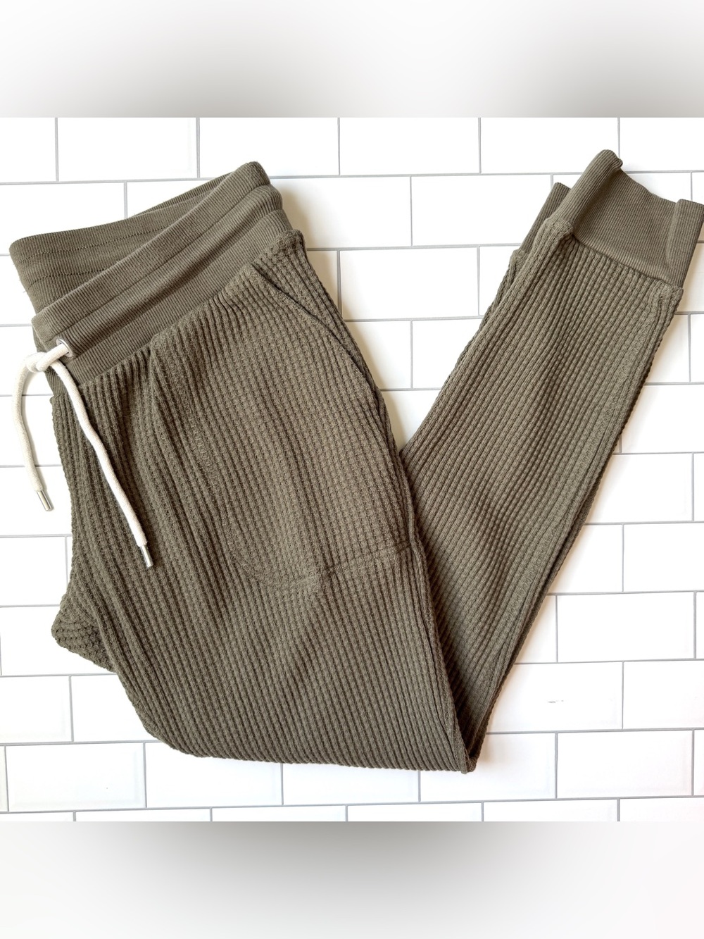 S🫒 GAP Maternity Waffle Knit Joggers Muted Olive Green Thermal Lounge Pants